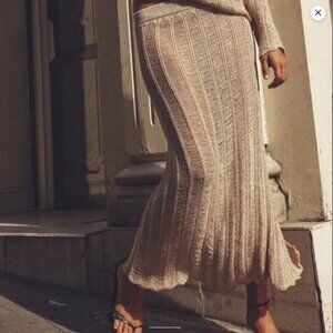 Elegant metallic Zara straight knit skirt NWT